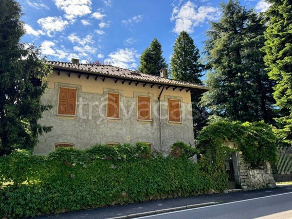 appartamento in vendita a Magreglio