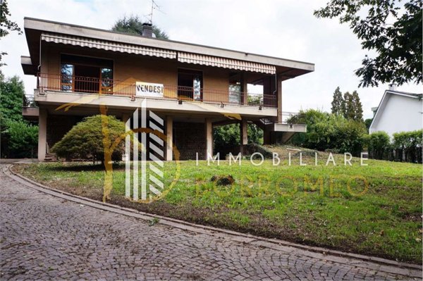 casa indipendente in vendita a Mariano Comense