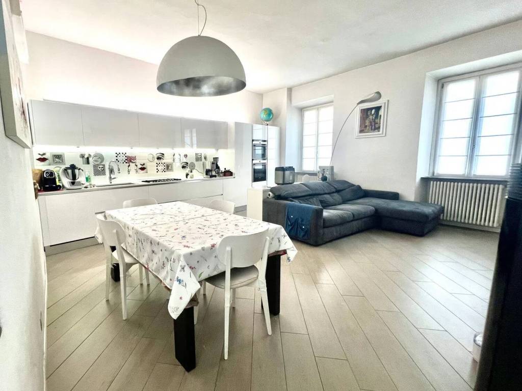 casa indipendente in vendita a Mariano Comense
