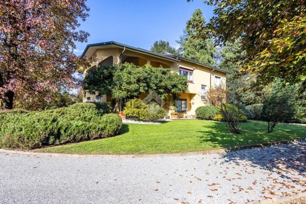 casa indipendente in vendita a Mariano Comense