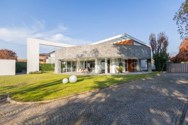 casa indipendente in vendita a Mariano Comense