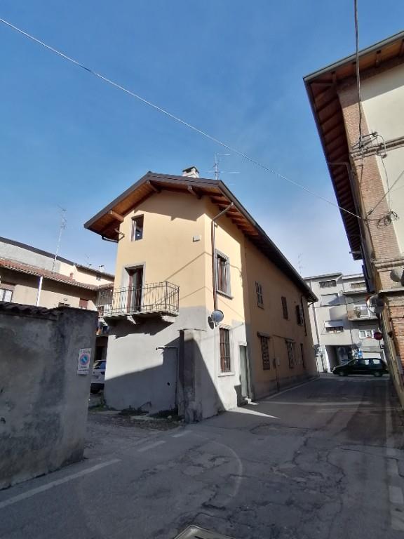 casa indipendente in vendita a Mariano Comense