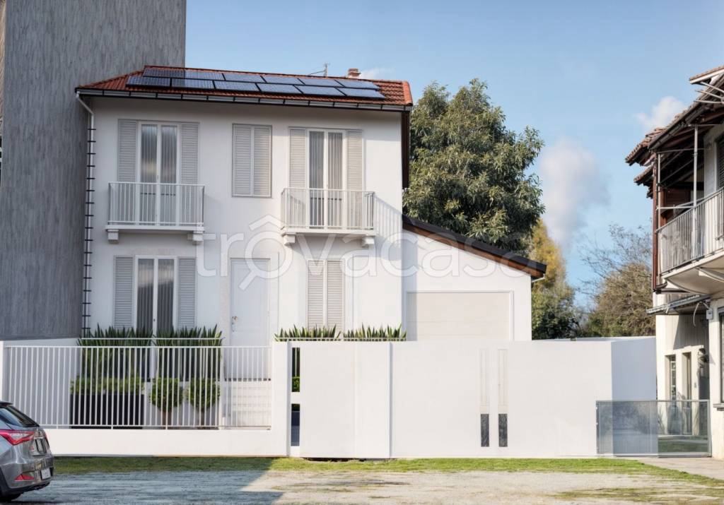 casa indipendente in vendita a Mariano Comense