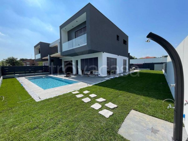 casa indipendente in vendita a Mariano Comense
