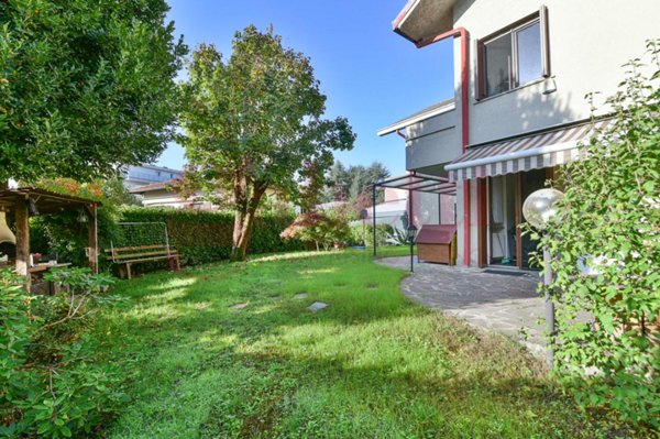casa indipendente in vendita a Mariano Comense