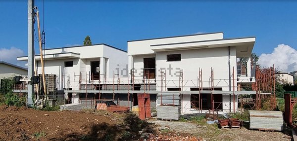 casa indipendente in vendita a Mariano Comense