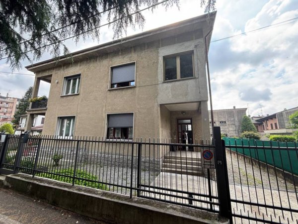 casa indipendente in vendita a Mariano Comense