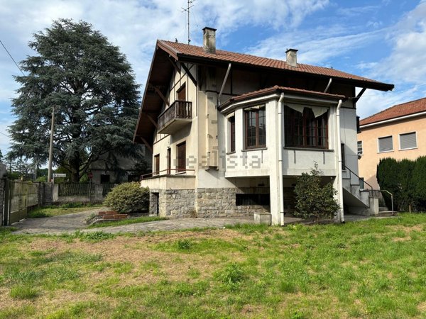 casa indipendente in vendita a Mariano Comense