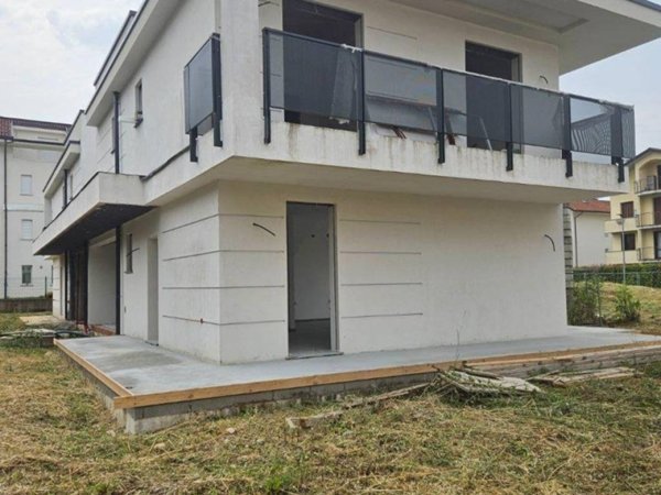casa indipendente in vendita a Mariano Comense