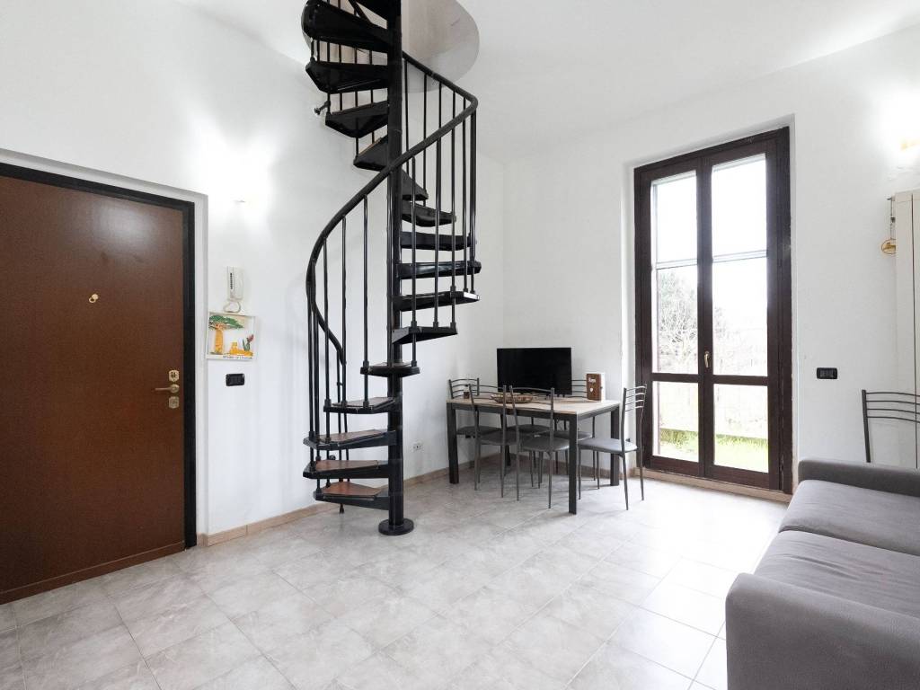 appartamento in vendita a Mariano Comense