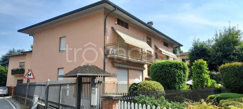 appartamento in vendita a Mariano Comense