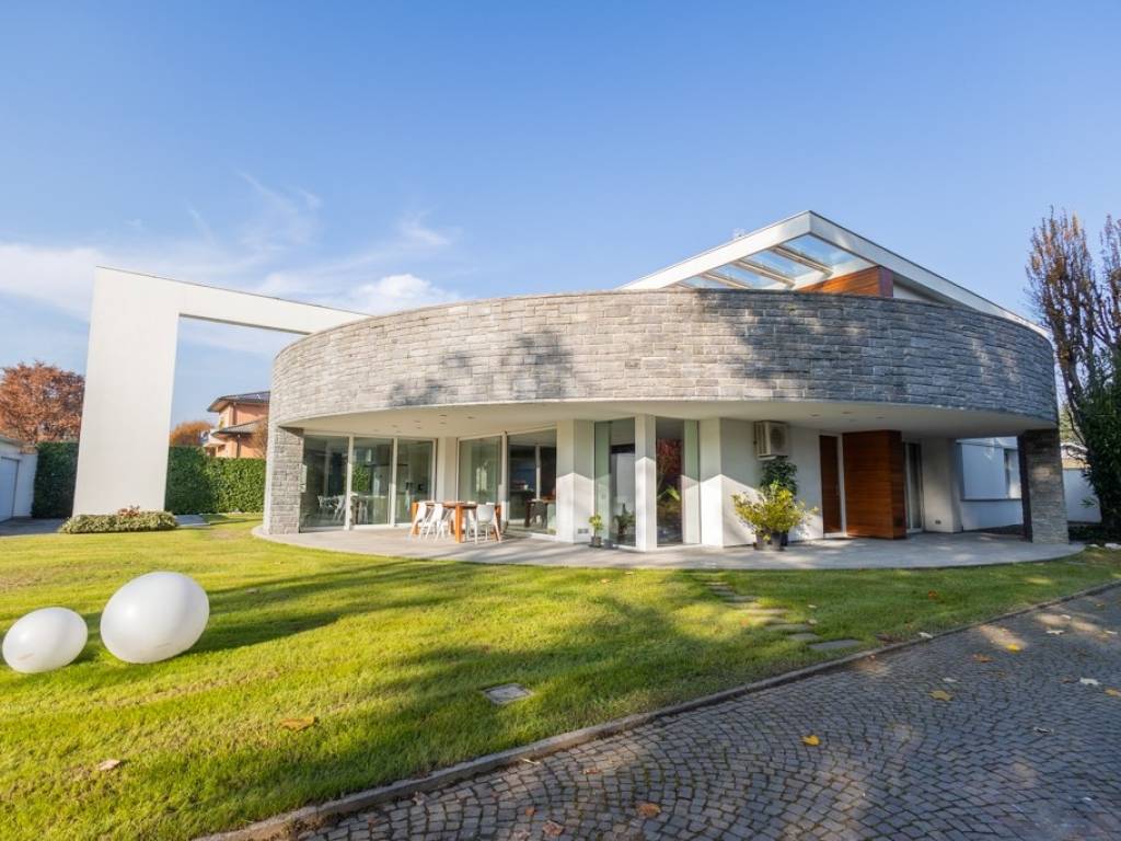 casa indipendente in vendita a Mariano Comense
