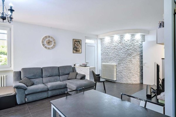 casa indipendente in vendita a Mariano Comense