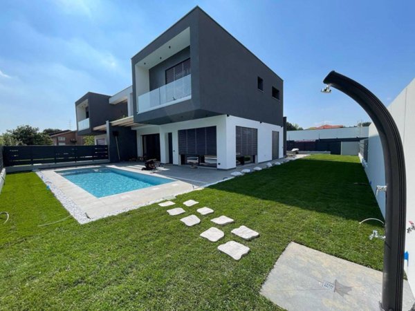 casa indipendente in vendita a Mariano Comense