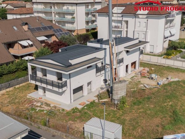 casa indipendente in vendita a Mariano Comense