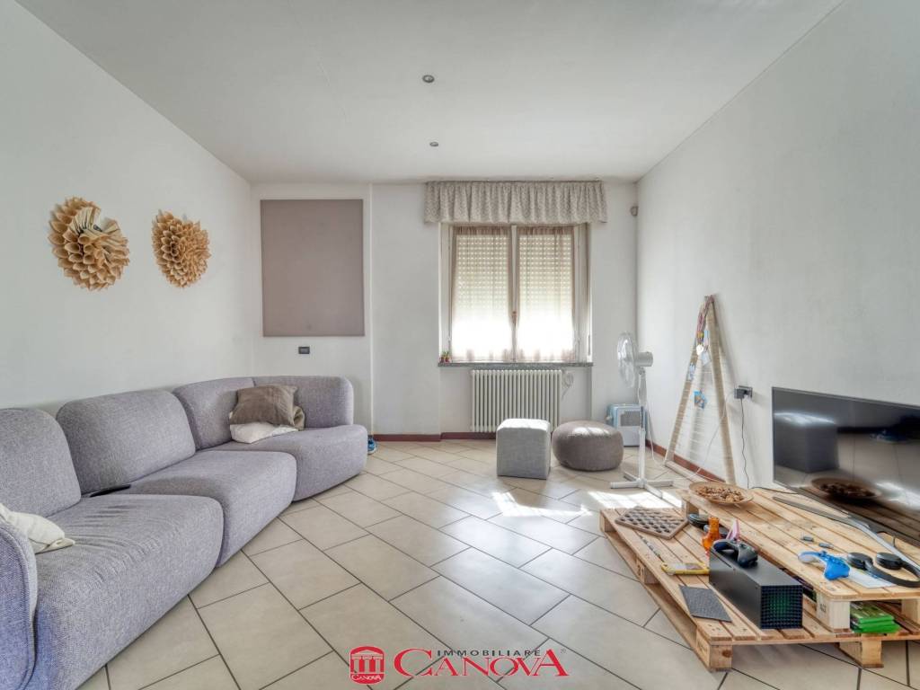 appartamento in vendita a Mariano Comense