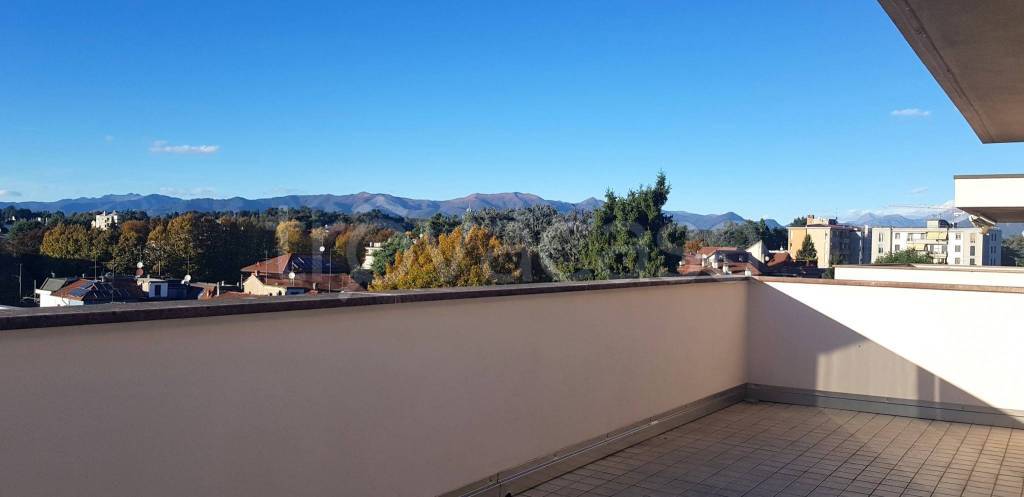 appartamento in vendita a Mariano Comense