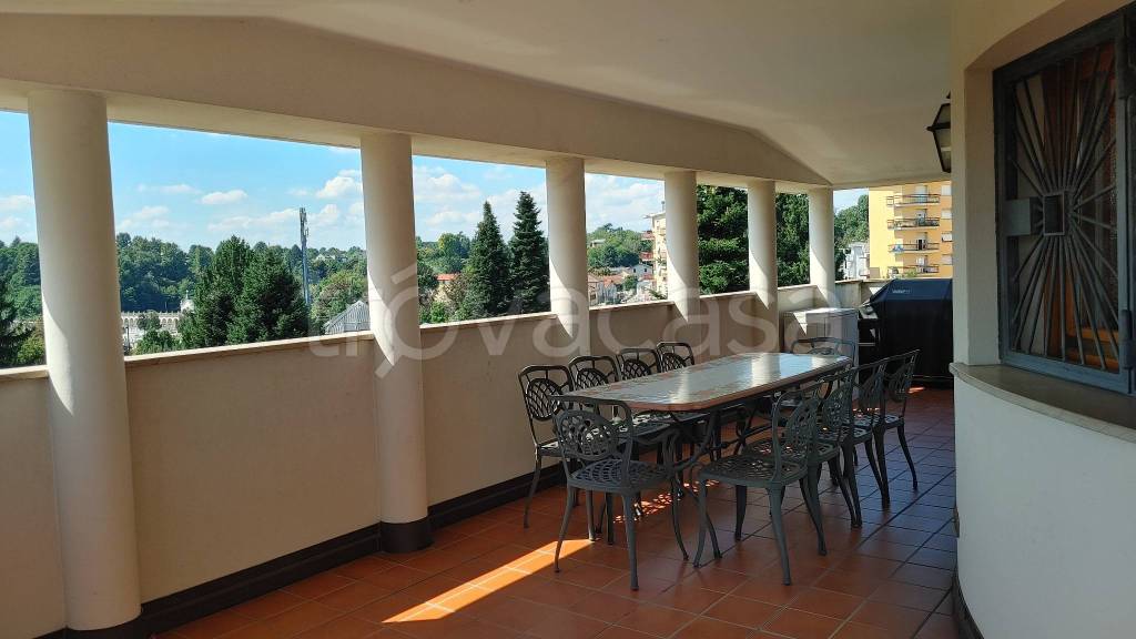 appartamento in vendita a Mariano Comense