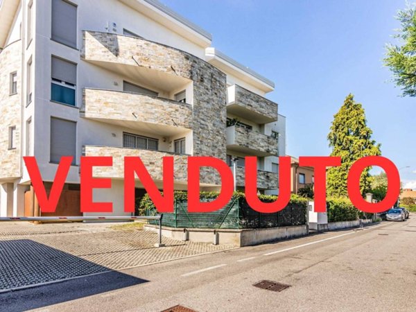 appartamento in vendita a Mariano Comense