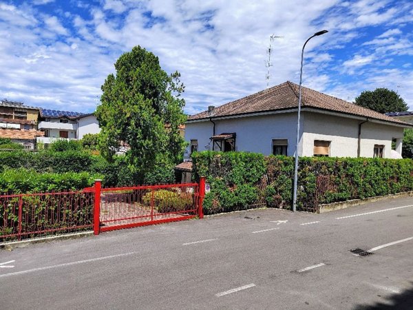 casa indipendente in vendita a Mariano Comense