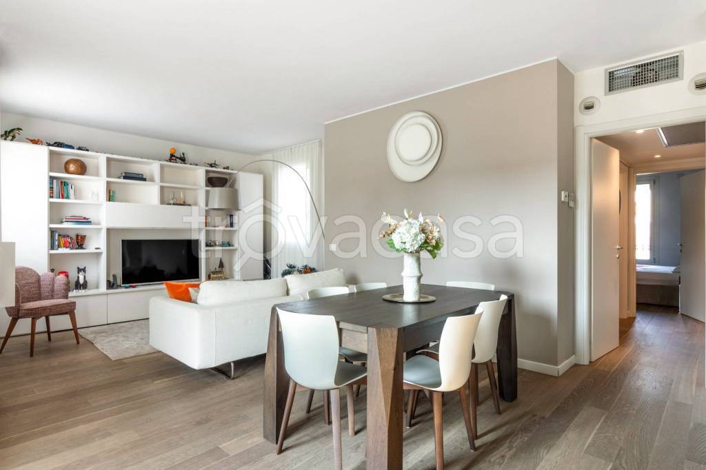 appartamento in vendita a Mariano Comense