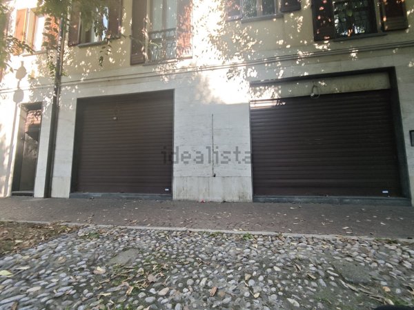 negozio in vendita a Mariano Comense