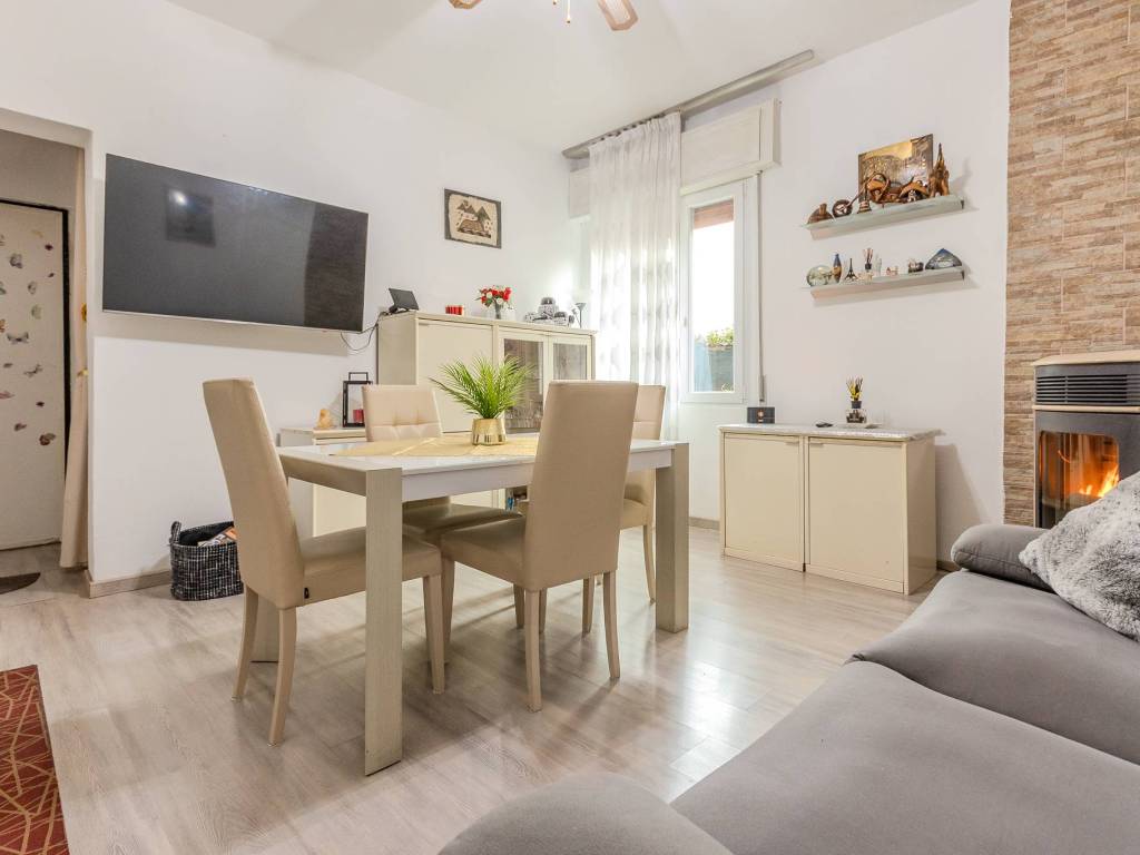 appartamento in vendita a Mariano Comense