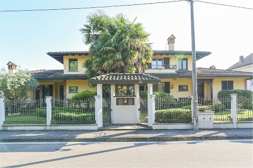 casa indipendente in vendita a Mariano Comense