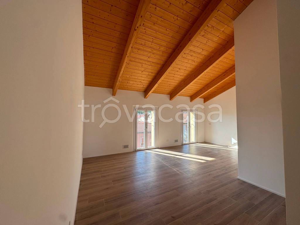 appartamento in vendita a Mariano Comense