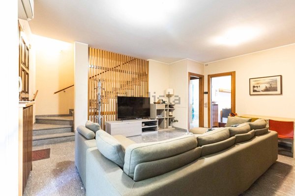 casa indipendente in vendita a Mariano Comense