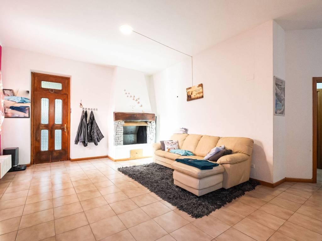 appartamento in vendita a Mariano Comense