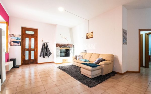 appartamento in vendita a Mariano Comense