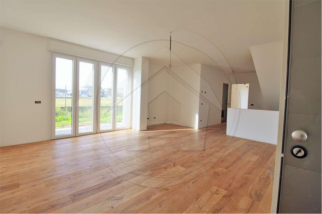 casa indipendente in vendita a Mariano Comense