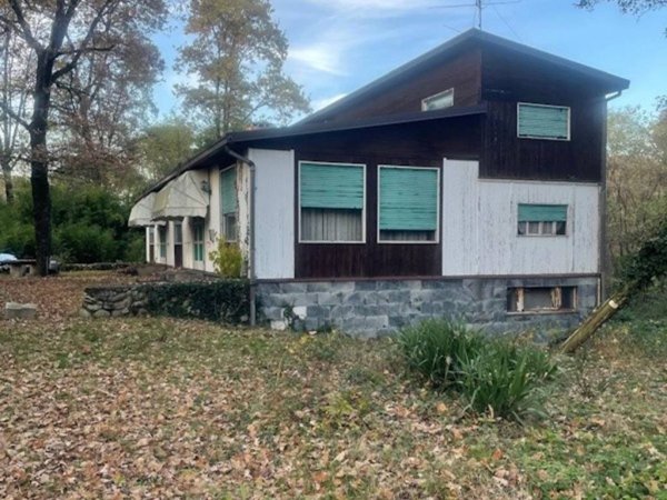 negozio in vendita a Mariano Comense