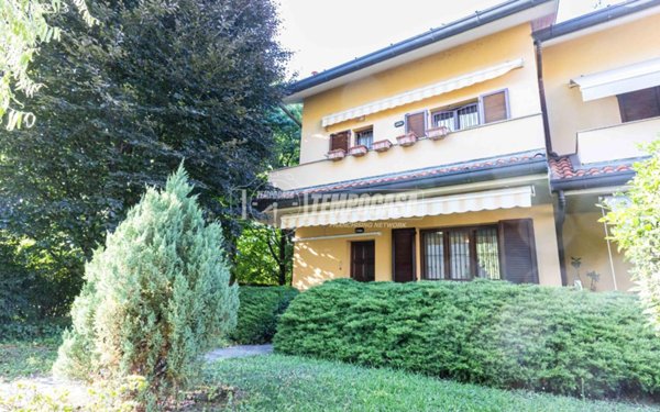 casa indipendente in vendita a Mariano Comense