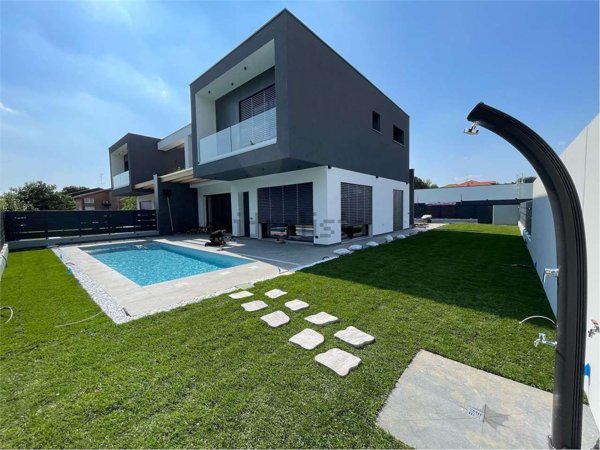 casa indipendente in vendita a Mariano Comense