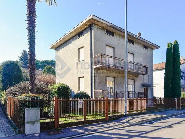 casa indipendente in vendita a Mariano Comense