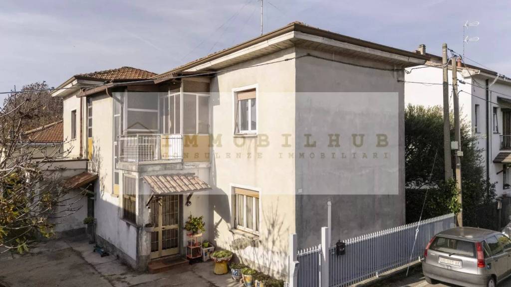 casa indipendente in vendita a Mariano Comense