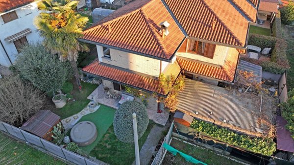 casa indipendente in vendita a Mariano Comense