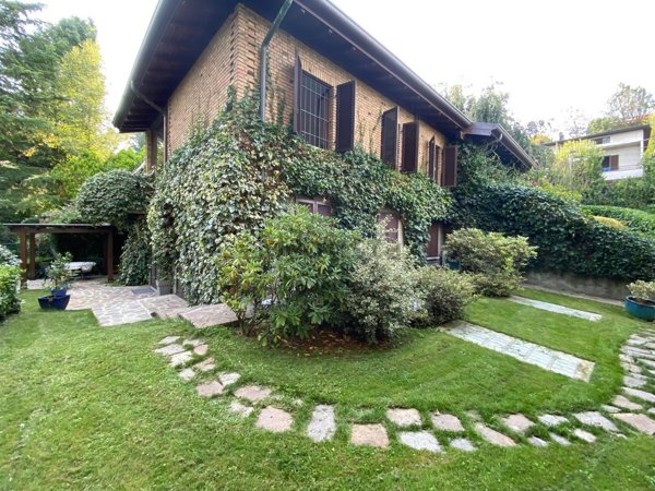 casa indipendente in vendita a Mariano Comense