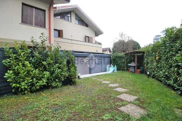 casa indipendente in vendita a Mariano Comense