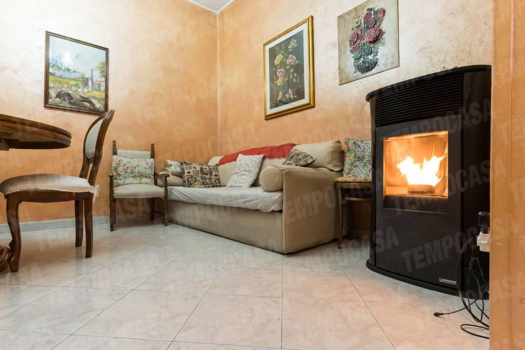 appartamento in vendita a Mariano Comense