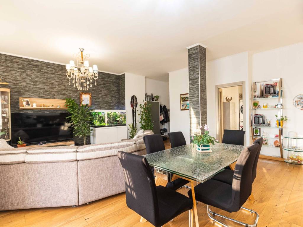 appartamento in vendita a Mariano Comense