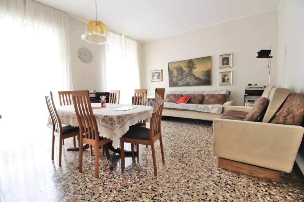 appartamento in vendita a Mariano Comense