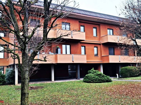 appartamento in vendita a Mariano Comense