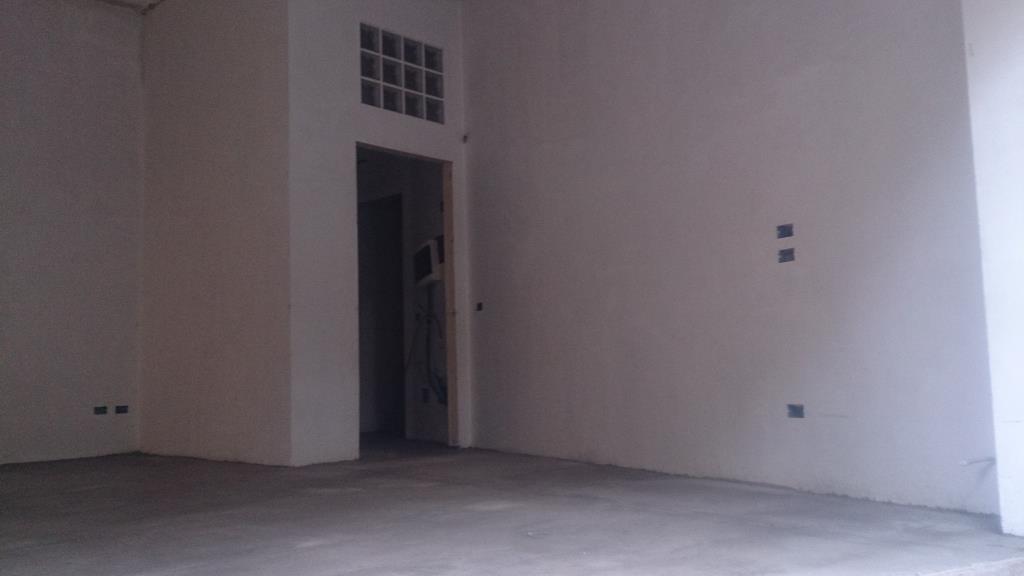 negozio in vendita a Mariano Comense