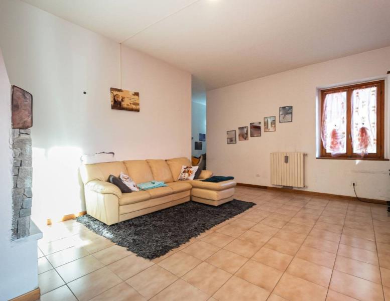 appartamento in vendita a Mariano Comense