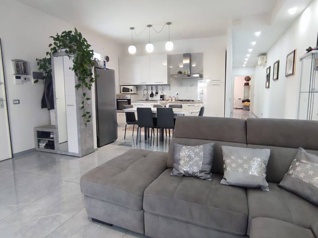 casa indipendente in vendita a Mariano Comense