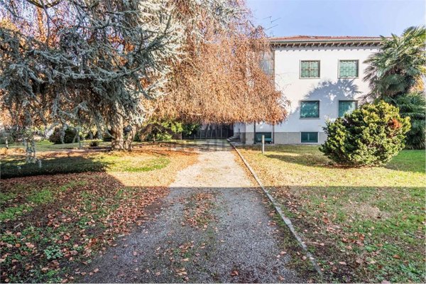 appartamento in vendita a Mariano Comense