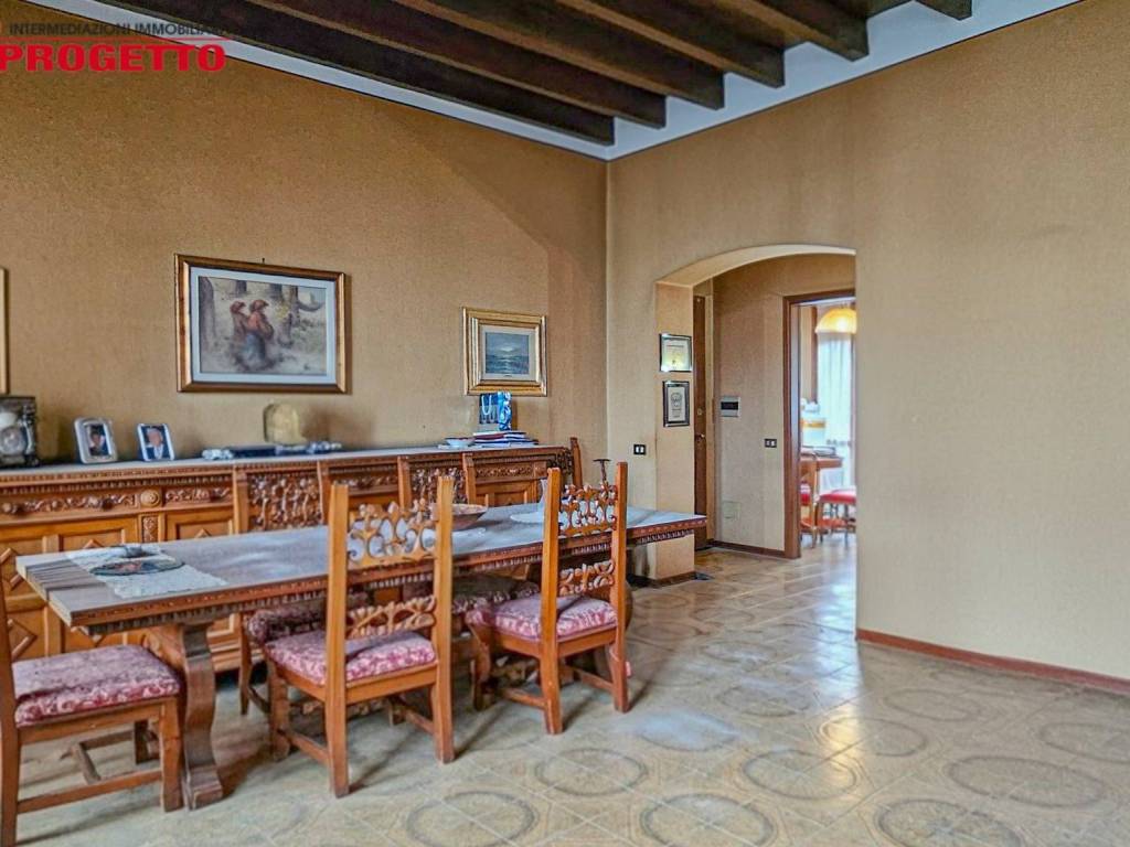 casa indipendente in vendita a Mariano Comense